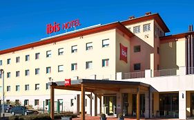 Hotel Ibis Como À